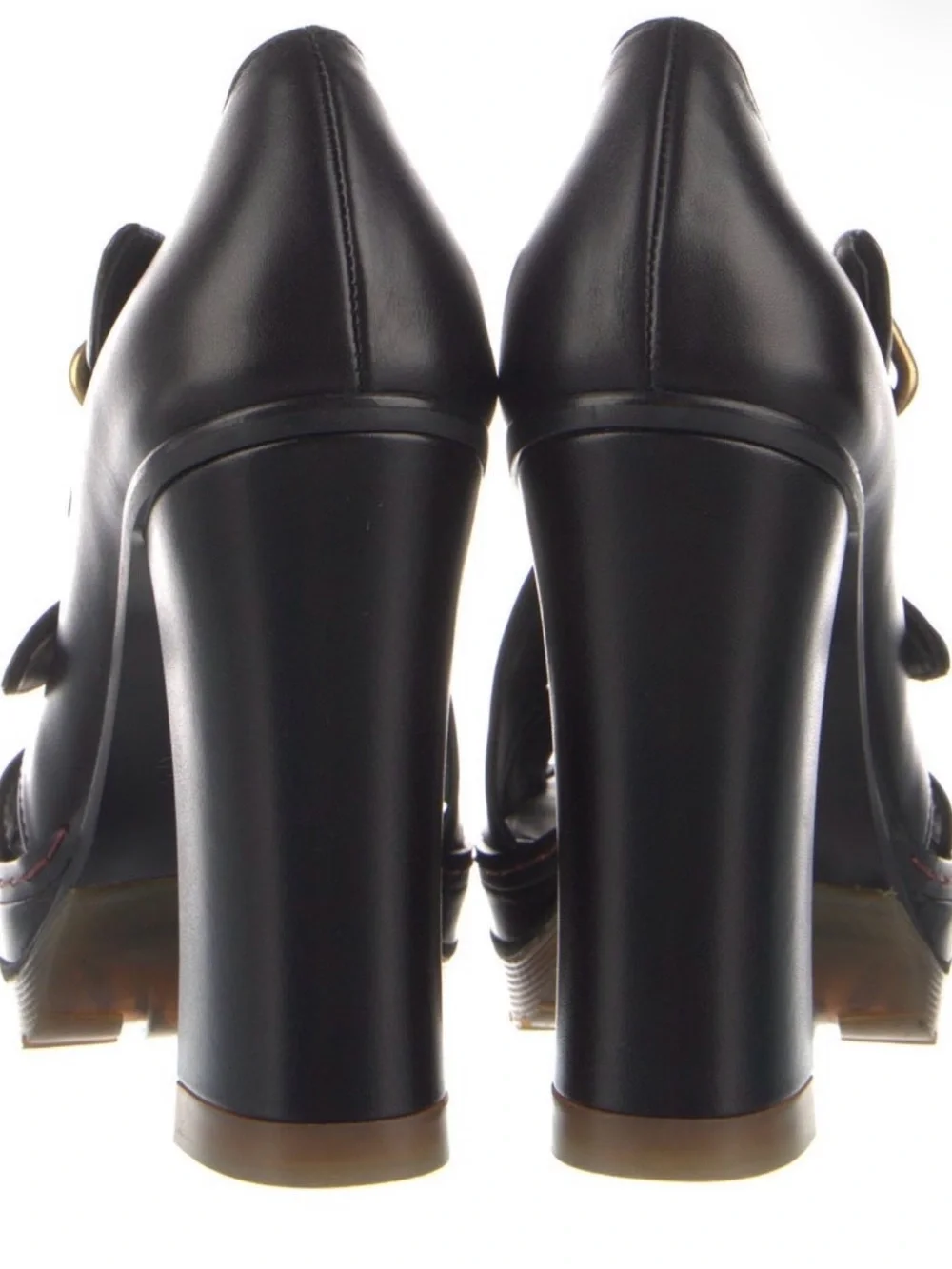 CHLOE Strappy Leather Heal Sandals $911